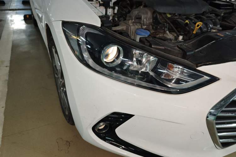 Used Hyundai Elantra (6th Generation / Lingdong) 2016 1.6L Automatic ZhiXuan – Elite Version Exterior 3