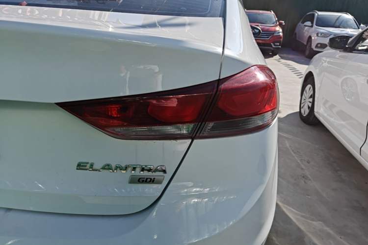 Used Hyundai Elantra (6th Generation / Lingdong) 2016 1.6L Automatic ZhiXuan – Elite Version Exterior 3