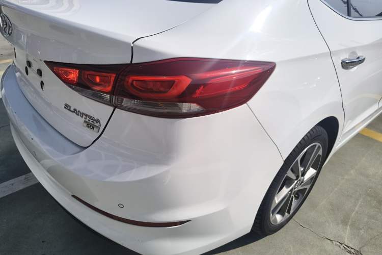 Used Hyundai Elantra (6th Generation / Lingdong) 2016 1.6L Automatic ZhiXuan · Flagship Edition Exterior 3