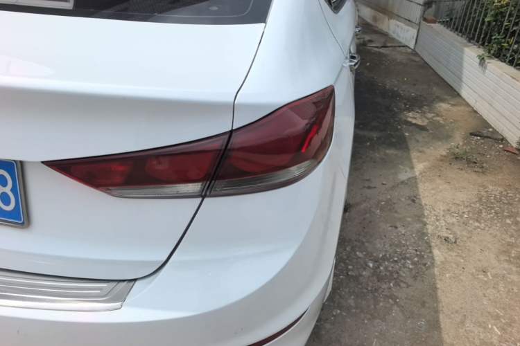 Used Hyundai Elantra (6th Generation / Lingdong) 2016 1.6L Manual ZhiXuan · Dynamic Model Exterior 3