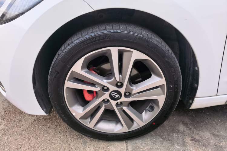 Used Hyundai Elantra (6th Generation / Lingdong) 2016 1.6L Automatic ZhiXuan – Elite Version Exterior 3