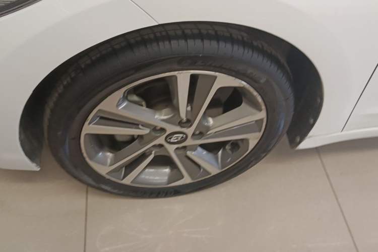 Used Hyundai Elantra (6th Generation / Lingdong) 2016 1.6L Automatic ZhiXuan – Elite Version Exterior 4