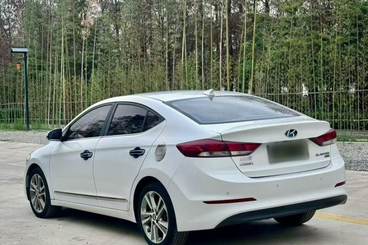 Used Hyundai Elantra (6th Generation / Lingdong) 2016 1.6L Automatic ZhiXuan – Elite Version Exterior 4