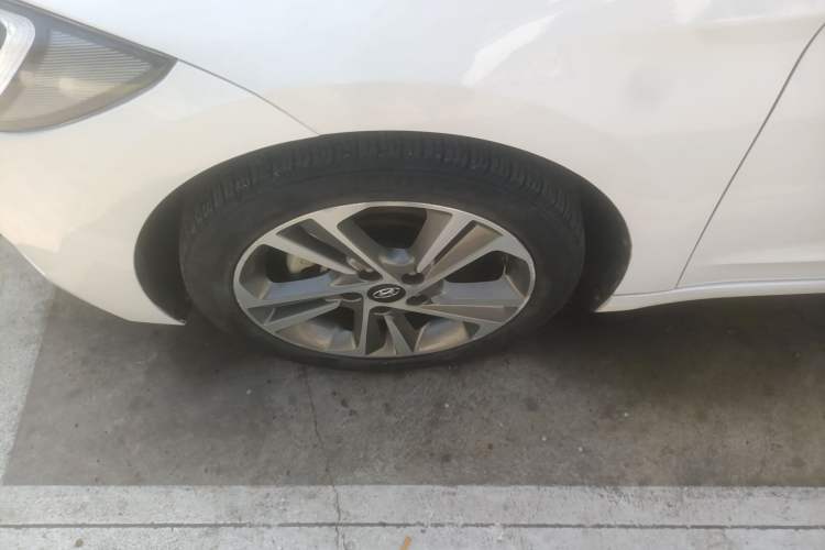Used Hyundai Elantra (6th Generation / Lingdong) 2016 1.6L Automatic ZhiXuan – Elite Version Exterior 4