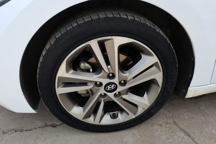 Used Hyundai Elantra (6th Generation / Lingdong) 2016 1.6L Automatic ZhiXuan – Elite Version Exterior 4