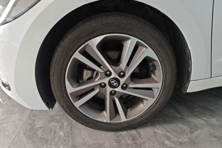 Used Hyundai Elantra (6th Generation / Lingdong) 2016 1.6L Automatic ZhiXuan – Elite Version Exterior 4