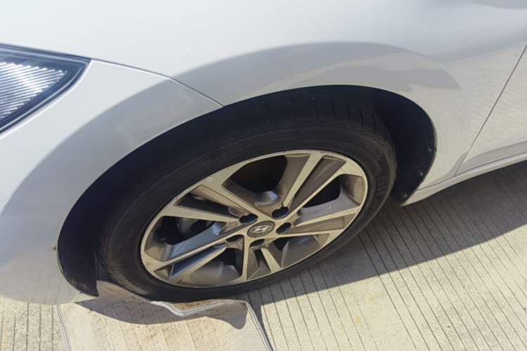 Used Hyundai Elantra (6th Generation / Lingdong) 2016 1.6L Automatic ZhiXuan – Elite Version Exterior 4