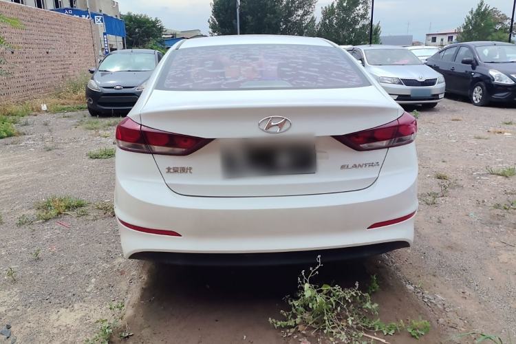 Used Hyundai Elantra (6th Generation / Lingdong) 2016 1.6L Manual ZhiXuan·Youth Edition Exterior 4