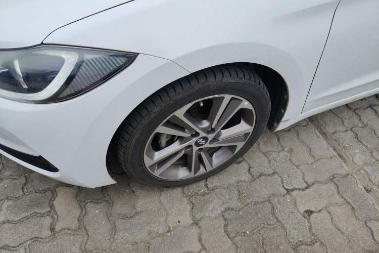 Used Hyundai Elantra (6th Generation / Lingdong) 2016 1.6L Automatic ZhiXuan – Elite Version Exterior 4