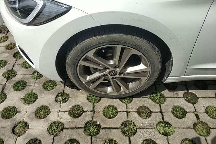 Used Hyundai Elantra (6th Generation / Lingdong) 2016 1.6L Automatic ZhiXuan – Elite Version Exterior 4