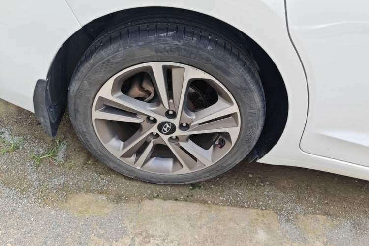 Used Hyundai Elantra (6th Generation / Lingdong) 2016 1.6L Automatic ZhiXuan – Elite Version Exterior 5
