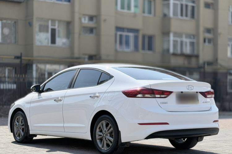 Used Hyundai Elantra (6th Generation / Lingdong) 2016 1.6L Manual ZhiXuan·Youth Edition Exterior 5
