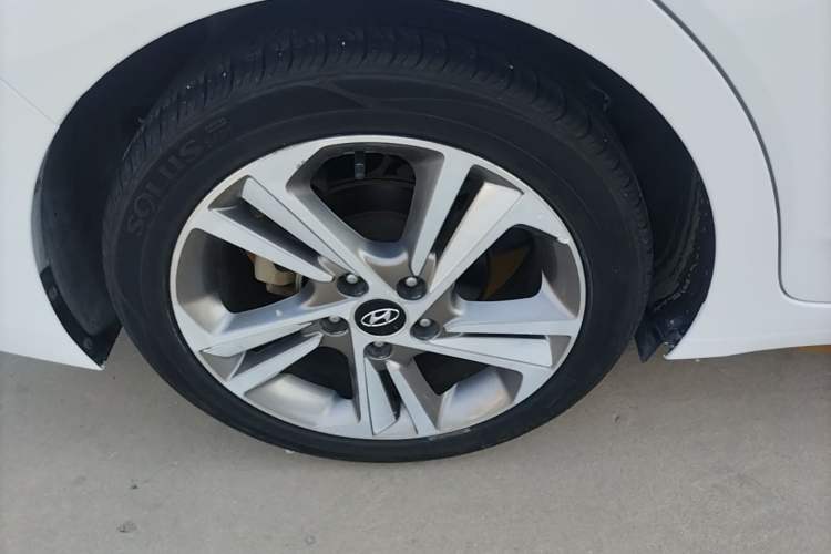 Used Hyundai Elantra (6th Generation / Lingdong) 2016 1.6L Automatic ZhiXuan – Elite Version Exterior 5