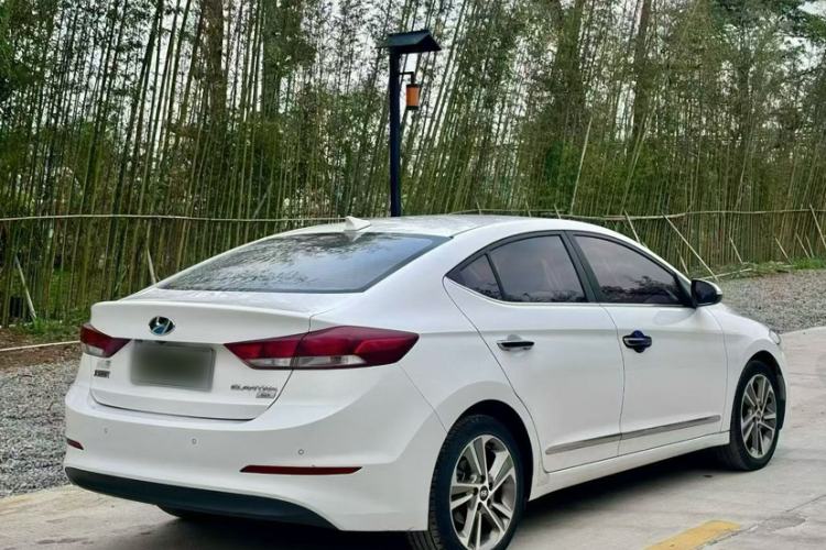 Used Hyundai Elantra (6th Generation / Lingdong) 2016 1.6L Automatic ZhiXuan – Elite Version Exterior 6