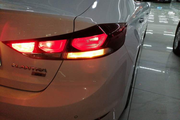 Used Hyundai Elantra (6th Generation / Lingdong) 2016 1.6L Automatic ZhiXuan – Elite Version Exterior 6