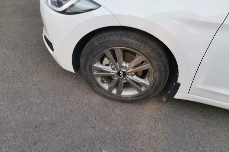 Used Hyundai Elantra (6th Generation / Lingdong) 2016 1.6L Manual ZhiXuan·Youth Edition Exterior 7