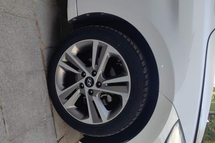 Used Hyundai Elantra (6th Generation / Lingdong) 2016 1.6L Automatic ZhiXuan – Elite Version Exterior 7