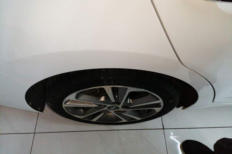 Used Hyundai Elantra (6th Generation / Lingdong) 2016 1.6L Automatic ZhiXuan – Elite Version Exterior 8