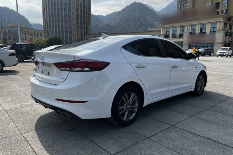 Used Hyundai Elantra (6th Generation / Lingdong) 2016 1.4T Dual-Clutch Xuan Dong · Dynamic Version Exterior 9