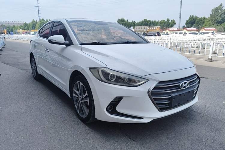 Used Hyundai Elantra (6th Generation / Lingdong) 2016 1.6L Automatic ZhiXuan – Elite Version Front Right 45 Deg