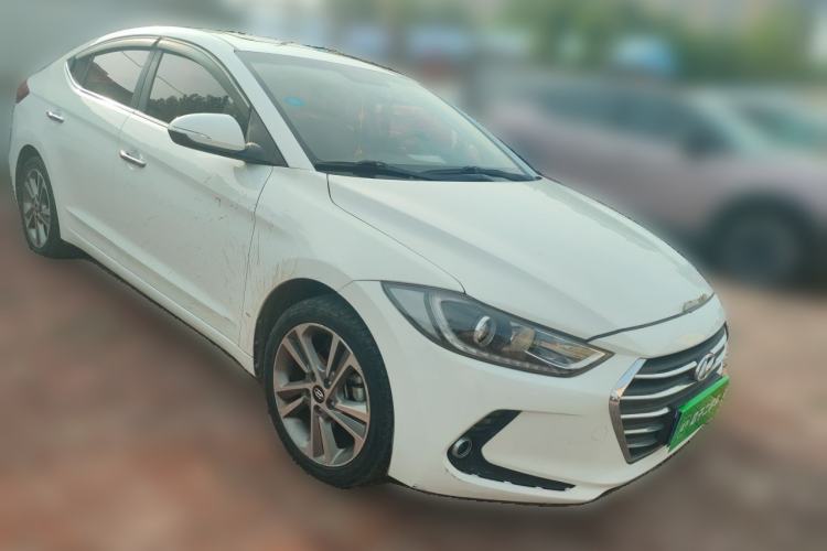 Used Hyundai Elantra (6th Generation / Lingdong) 2016 1.6L Automatic ZhiXuan · Luxury Version Front Right 45 Deg