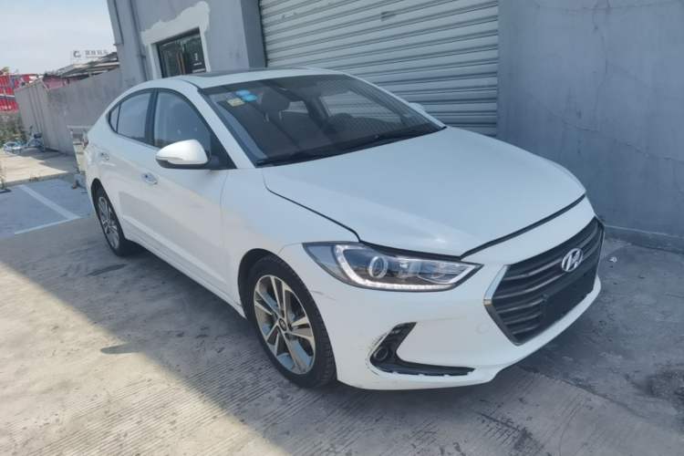 Used Hyundai Elantra (6th Generation / Lingdong) 2016 1.6L Automatic ZhiXuan – Elite Version Front Right 45 Deg