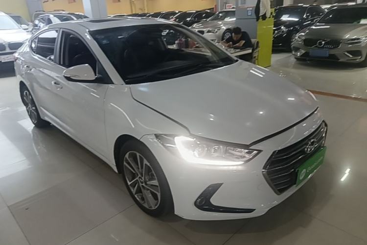 Used Hyundai Elantra (6th Generation / Lingdong) 2016 1.6L Automatic ZhiXuan – Elite Version Front Right 45 Deg