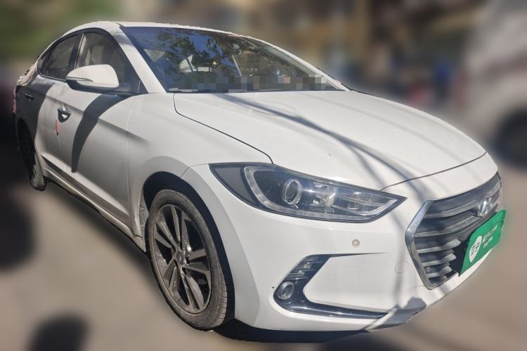 Used Hyundai Elantra (6th Generation / Lingdong) 2016 1.6L Automatic ZhiXuan · Luxury Version Front Right 45 Deg