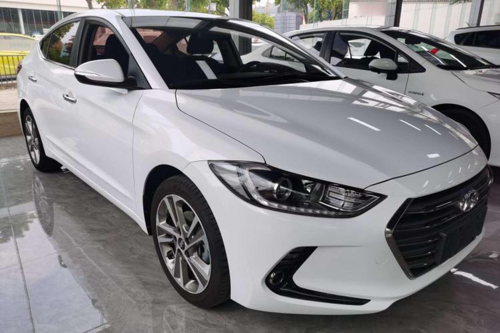 Used Hyundai Elantra (6th Generation / Lingdong) 2016 1.6L Automatic ZhiXuan – Elite Version Front Right 45 Deg