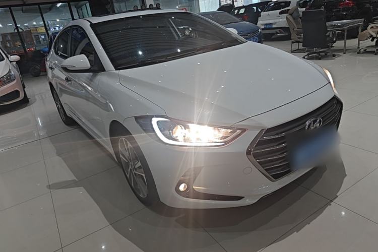 Used Hyundai Elantra (6th Generation / Lingdong) 2016 1.6L Automatic ZhiXuan – Elite Version Front Right 45 Deg
