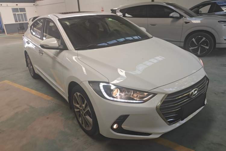 Used Hyundai Elantra (6th Generation / Lingdong) 2016 1.6L Automatic ZhiXuan – Elite Version Front Right 45 Deg