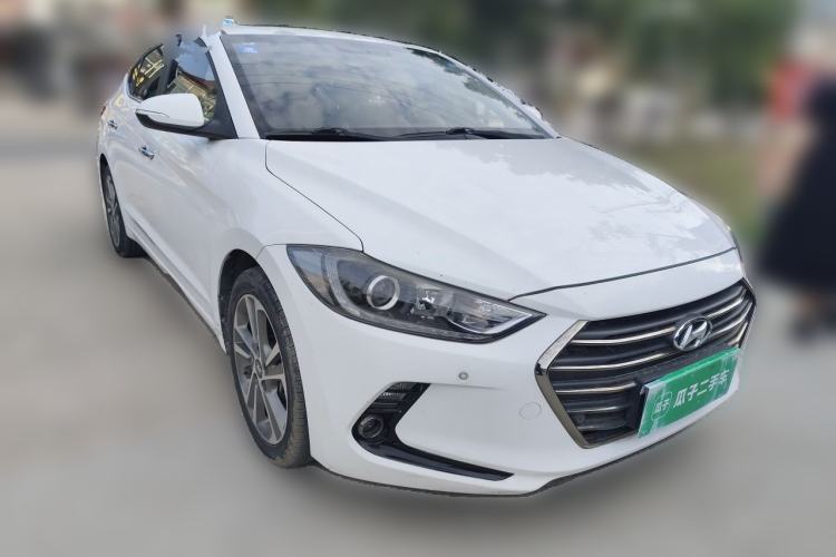 Used Hyundai Elantra (6th Generation / Lingdong) 2016 1.6L Automatic ZhiXuan · Luxury Version Front Right 45 Deg