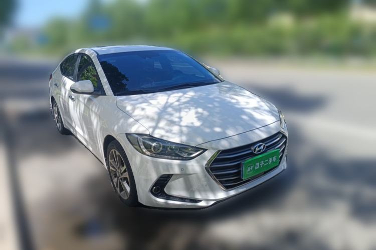 Used Hyundai Elantra (6th Generation / Lingdong) 2016 1.6L Automatic ZhiXuan · Flagship Edition Front Right 45 Deg