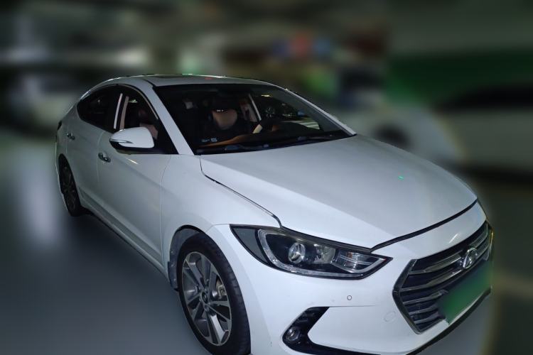 Used Hyundai Elantra (6th Generation / Lingdong) 2016 1.6L Automatic ZhiXuan · Luxury Version Front Right 45 Deg