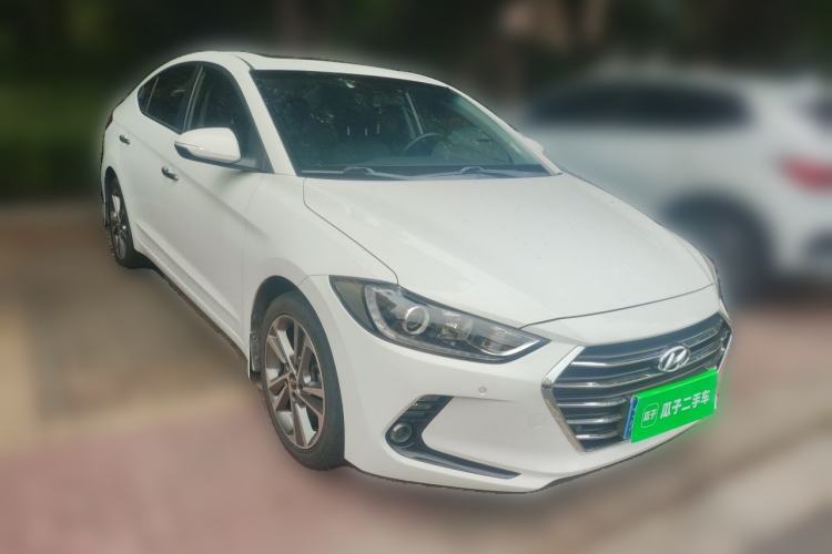 Used Hyundai Elantra (6th Generation / Lingdong) 2016 1.6L Automatic ZhiXuan · Luxury Version Front Right 45 Deg