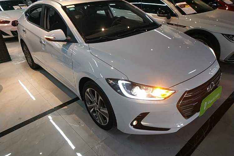 Used Hyundai Elantra (6th Generation / Lingdong) 2016 1.6L Automatic ZhiXuan – Elite Version Front Right 45 Deg