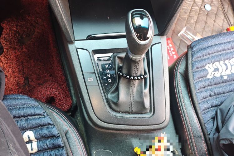 Used Hyundai Elantra (6th Generation / Lingdong) 2016 1.4T Dual-Clutch Xuan Dong · Dynamic Version Gear Lever