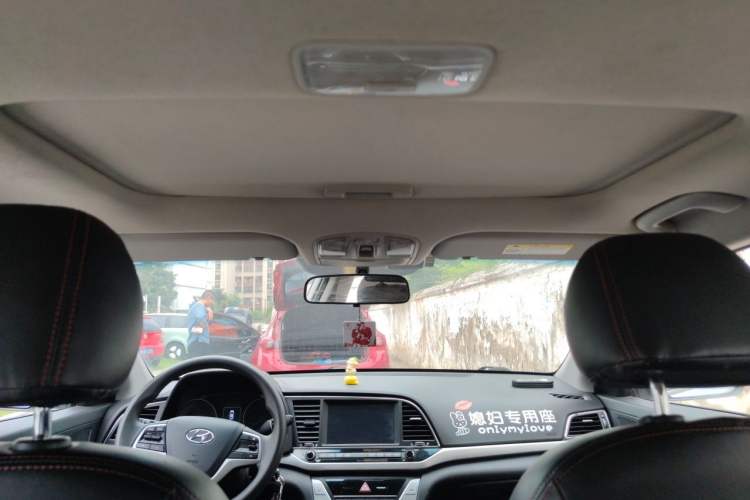 Used Hyundai Elantra (6th Generation / Lingdong) 2016 1.6L Automatic ZhiXuan – Elite Version Headliner
