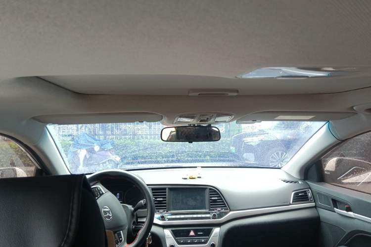 Used Hyundai Elantra (6th Generation / Lingdong) 2016 1.6L Automatic ZhiXuan – Elite Version Headliner