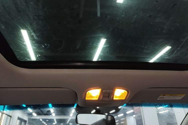 Used Hyundai Elantra (6th Generation / Lingdong) 2016 1.6L Automatic ZhiXuan – Elite Version Headliner