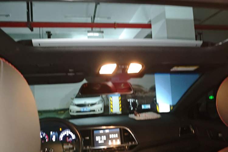Used Hyundai Elantra (6th Generation / Lingdong) 2016 1.4T Dual-Clutch Xuan Dong·Elite Version Headliner