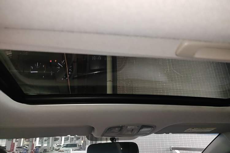 Used Hyundai Elantra (6th Generation / Lingdong) 2016 1.6L Automatic ZhiXuan – Elite Version Headliner