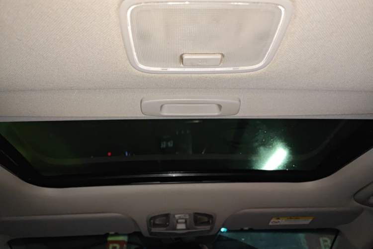 Used Hyundai Elantra (6th Generation / Lingdong) 2016 1.6L Automatic ZhiXuan – Elite Version Headliner