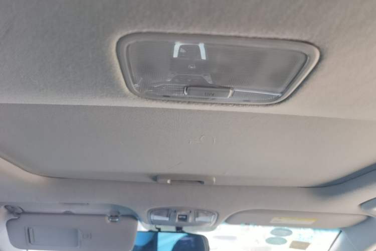 Used Hyundai Elantra (6th Generation / Lingdong) 2016 1.6L Automatic ZhiXuan – Elite Version Headliner