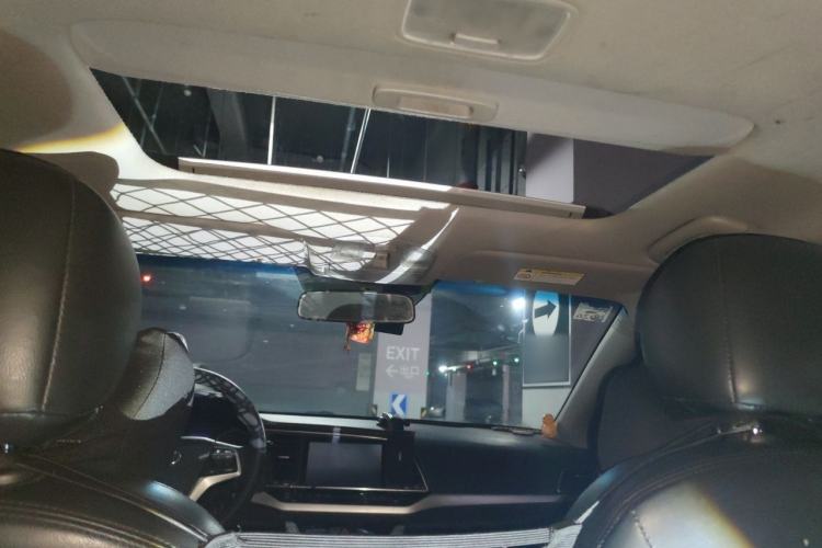 Used Hyundai Elantra (6th Generation / Lingdong) 2016 1.6L Automatic ZhiXuan – Elite Version Headliner