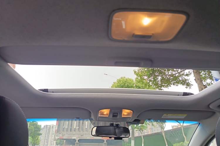 Used Hyundai Elantra (6th Generation / Lingdong) 2016 1.6L Automatic ZhiXuan – Elite Version Headliner
