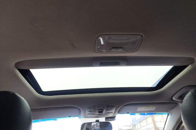 Used Hyundai Elantra (6th Generation / Lingdong) 2016 1.6L Automatic ZhiXuan – Elite Version Headliner