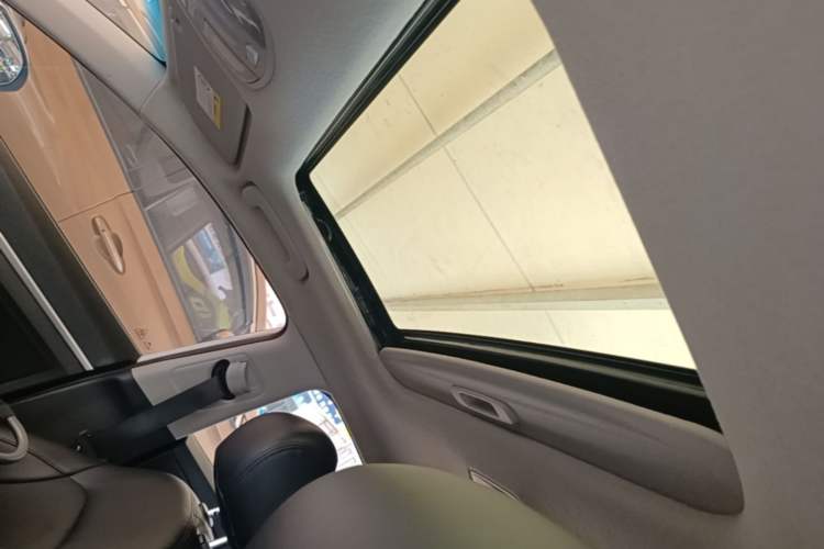 Used Hyundai Elantra (6th Generation / Lingdong) 2016 1.6L Automatic ZhiXuan – Elite Version Headliner