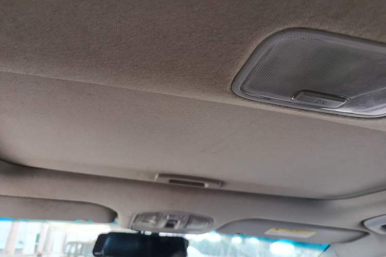 Used Hyundai Elantra (6th Generation / Lingdong) 2016 1.6L Manual ZhiXuan · Dynamic Model Headliner