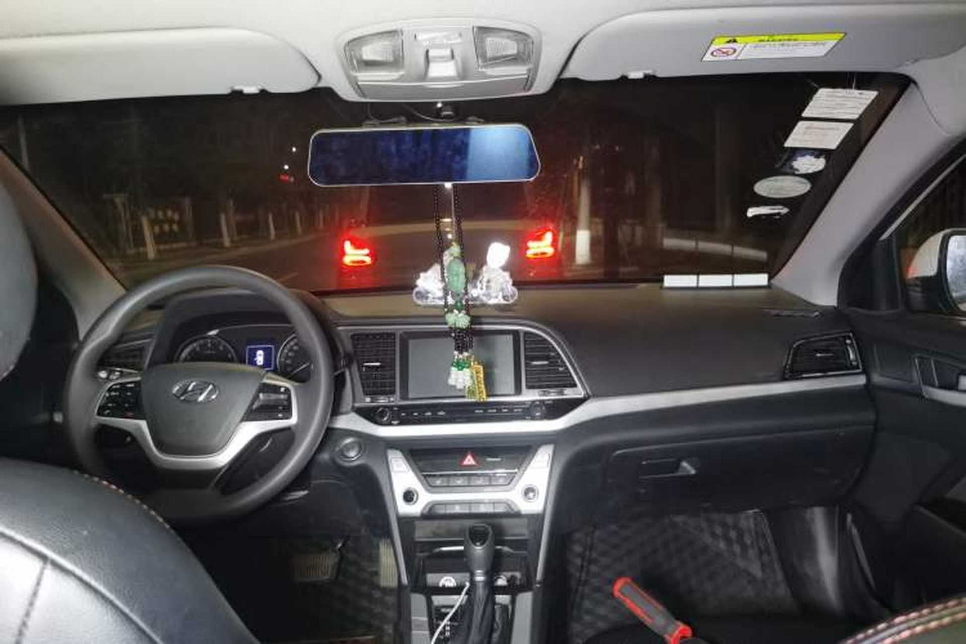 Used Hyundai Elantra (6th Generation / Lingdong) 2016 1.6L Automatic ZhiXuan – Elite Version Headliner